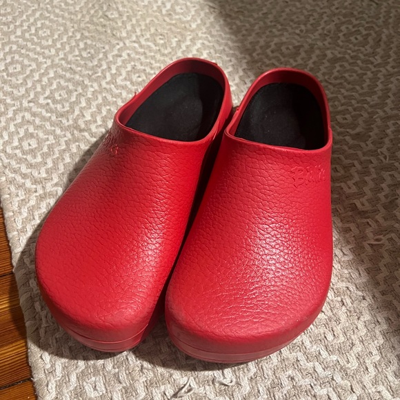 red birkenstock clogs
